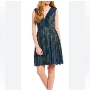 French Connection Green Fit & Flare Lace  Dress Size XL/US12